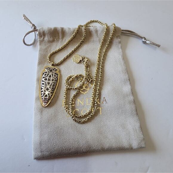 KENDRA SCOTT SADIE SILVER AND GOLD ARROWHEAD NECKLACE - Picture 2 of 8